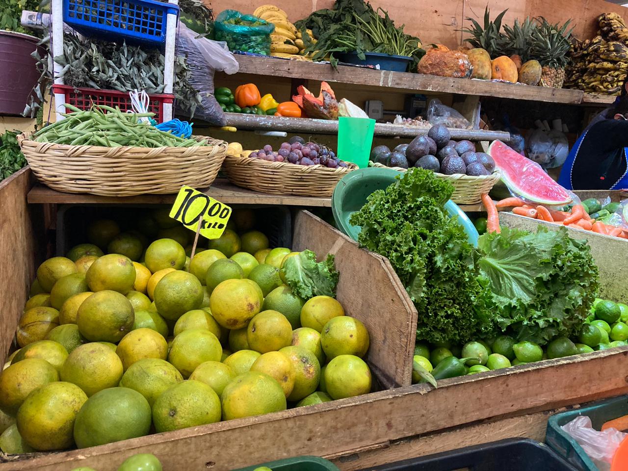 Mercado 2 de Abril - Frutas y Legumbres 